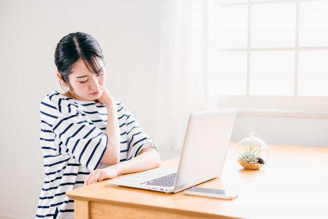 筋緊張や筋疎血が起こる原因