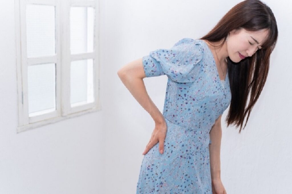 腰痛　症状